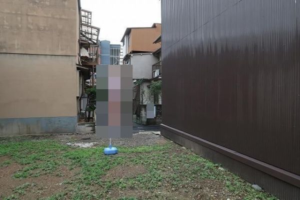 Land for Sale in Kamigyo Ward, Kyoto - South-Facing Corner Plot - Thumbnail 2
