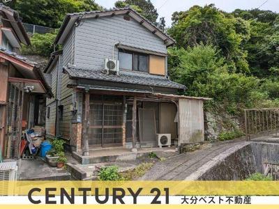 2-unit traditional home near Usuki Stone Buddhas — Image 1, Usuki, Oita