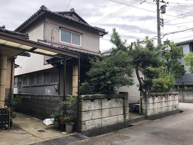 Land with Old House for Sale in Kanazawa, Ishikawa - Thumbnail 3