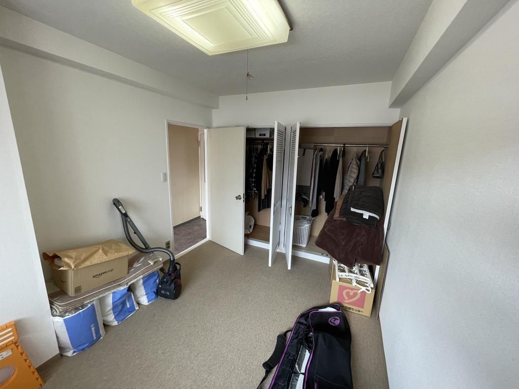 Vera Heights Chiyoda 3F 2DK Apartment for Sale in Shizuoka - Thumbnail 2