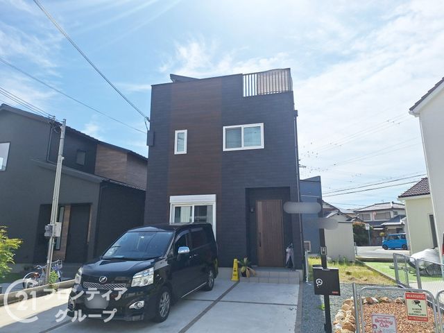 3LDK House in Kakogawa with Sky Balcony - Thumbnail 2