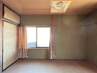 Used Detached House near Yui Station — Image 1, Shimizu, Shizuoka