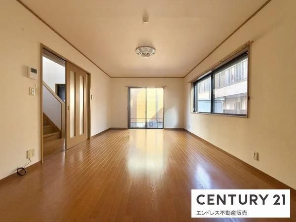 3LDK House for Sale in Nagahama with 5 Car Parking - Thumbnail 4