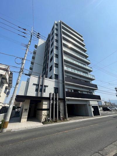 Spacious 3LDK Apartment in Nagainumaru with Island Kitchen — Image 2, Yahatanishi, Fukuoka