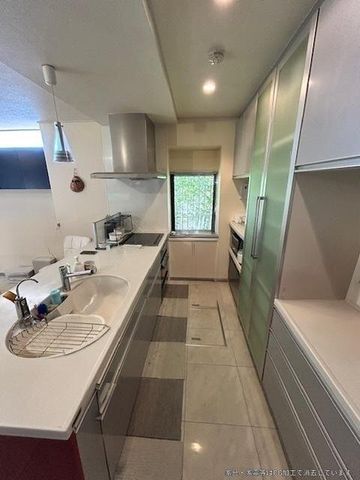 4LDK House for Sale in Setagaya, Tokyo - 123.72 sqm - Thumbnail 2