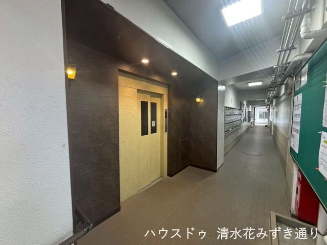 Shimizu Sun Palace 2LDK Apartment with Private Garden in Shizuoka - Thumbnail 2