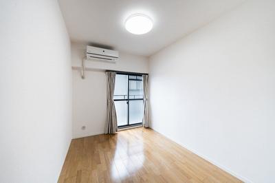 Spacious 3LDK Apartment in Ikoma City, Nara — Image 4, Ikoma, Nara