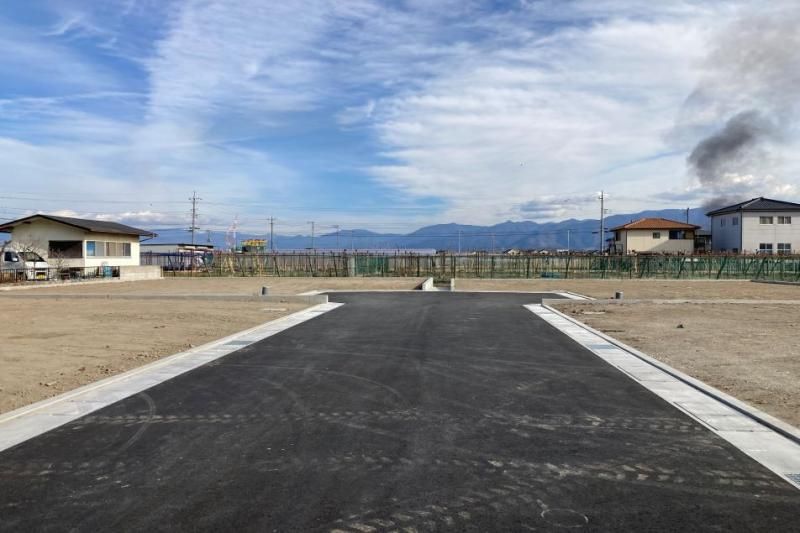 Land Plot in Minami-Alps City with Building Condition - 239.68 sqm - Thumbnail 2