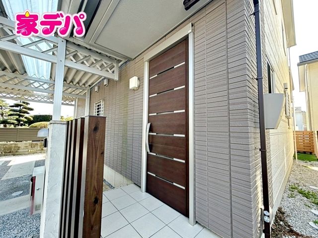 5LDK House in Toyohashi with All-Electric System - Thumbnail 2