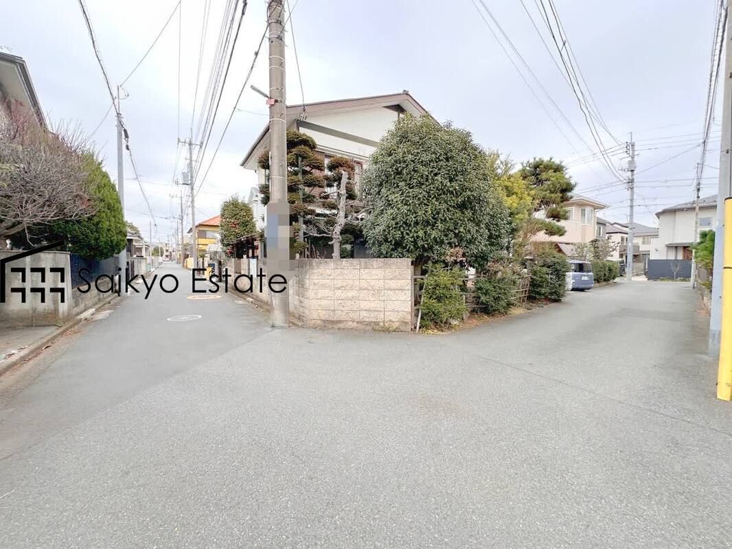 Land Plots for Sale in Mitaka, Tokyo - No Building Conditions - Thumbnail 2