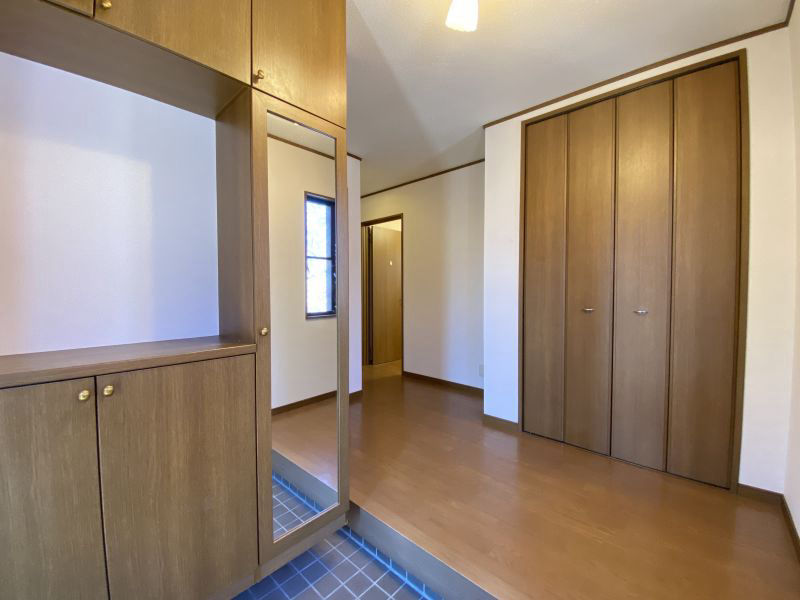 5LDK House in Toyota City with Garden and Parking - Thumbnail 4
