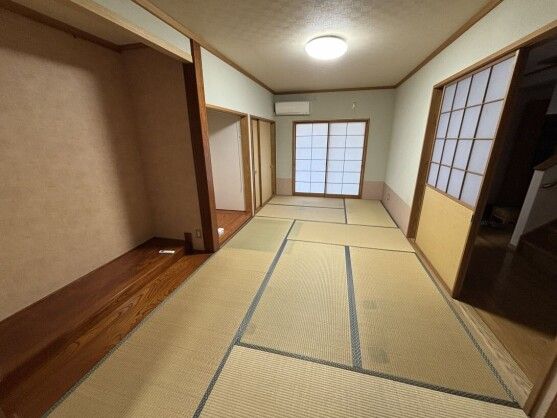 7LDK Sea View House for Multi-Generational Living in Itoigawa - Thumbnail 3