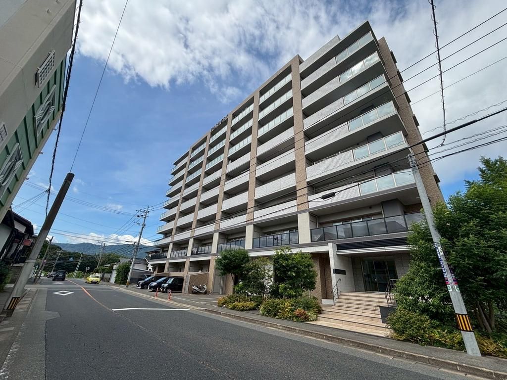 Farnest Nagasumi Lucie 3LDK Apartment for Sale in Fukuoka - Image 10