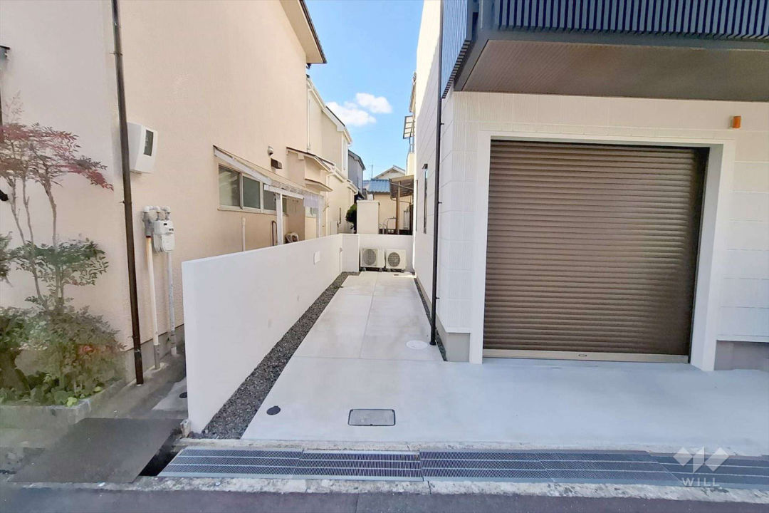 Modern 1SLDK House in Itami with Garage | 135.36㎡ - Thumbnail 3