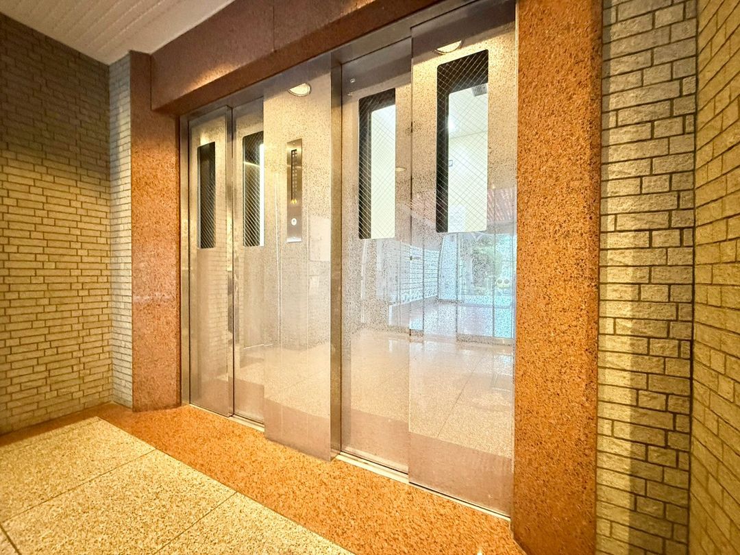 Gloria Hatsuhodogoyama 2LDK Apartment for Sale in Shinagawa, Tokyo - Thumbnail 3