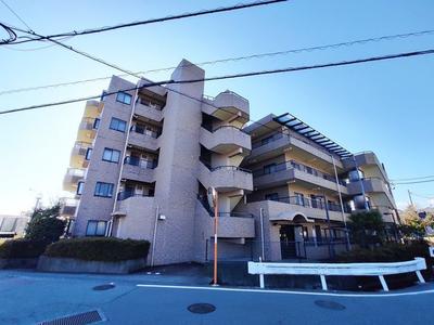 3LDK Apartment for Sale in Gotemba, Shizuoka — Image 1, Gotemba, Shizuoka