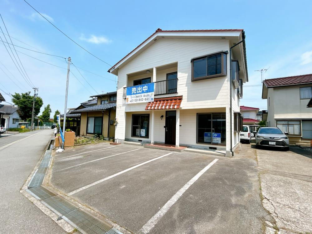 Renovated 5LDK House in Toyama with Parking - Thumbnail 2