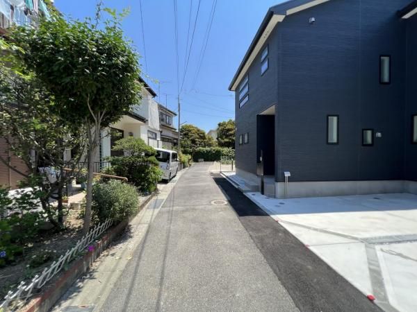 4LDK Detached House for Sale in Yokosuka, Kanagawa - Thumbnail 2