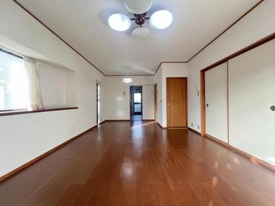 4LDK House for Sale in Munakata, Fukuoka — Image 3, Munakata, Fukuoka