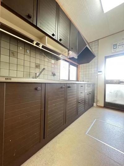 4LDK House for Sale in Munakata, Fukuoka — Image 1, Munakata, Fukuoka