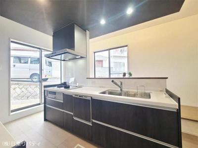 3LDK House in Hiroshima's Asakita Ward with 102.88㎡ Space — Image 1, Asakita, Hiroshima