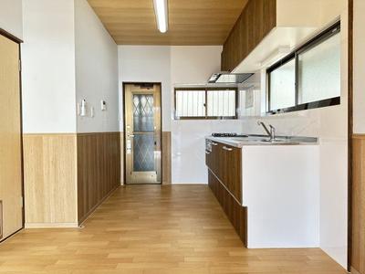 Pet-friendly renovated house in Gifu with dog run — Image 4, Gifu, Gifu