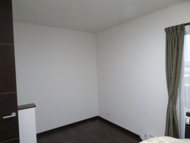 5LDK House in Gifu City with Solar Power and Parking - Thumbnail 2