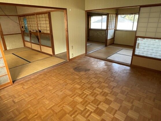 Spacious 5K Wooden House for Renovation in Yosano, Kyoto - Thumbnail 4