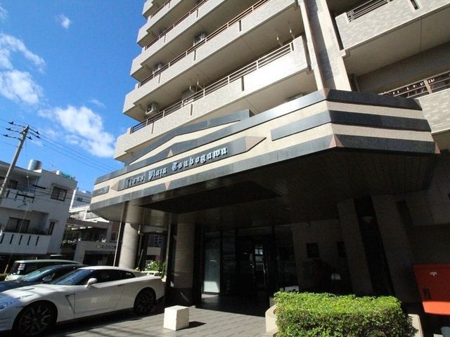 Lions Plaza Tsubogawa 2LDK Apartment for Sale in Naha - Thumbnail 2