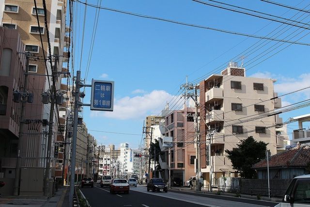 Lions Plaza Tsubogawa 2LDK Apartment for Sale in Naha - Thumbnail 4