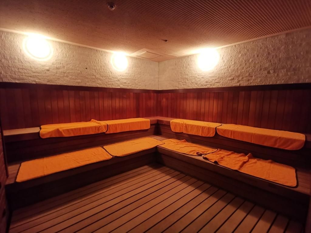 Grand Wing Maiko Kogen Resort Condo with Onsen & Pool - Thumbnail 4