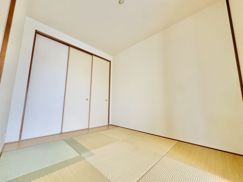 3LDK Apartment for Sale in Chuo-ku, Kumamoto City - Thumbnail 3