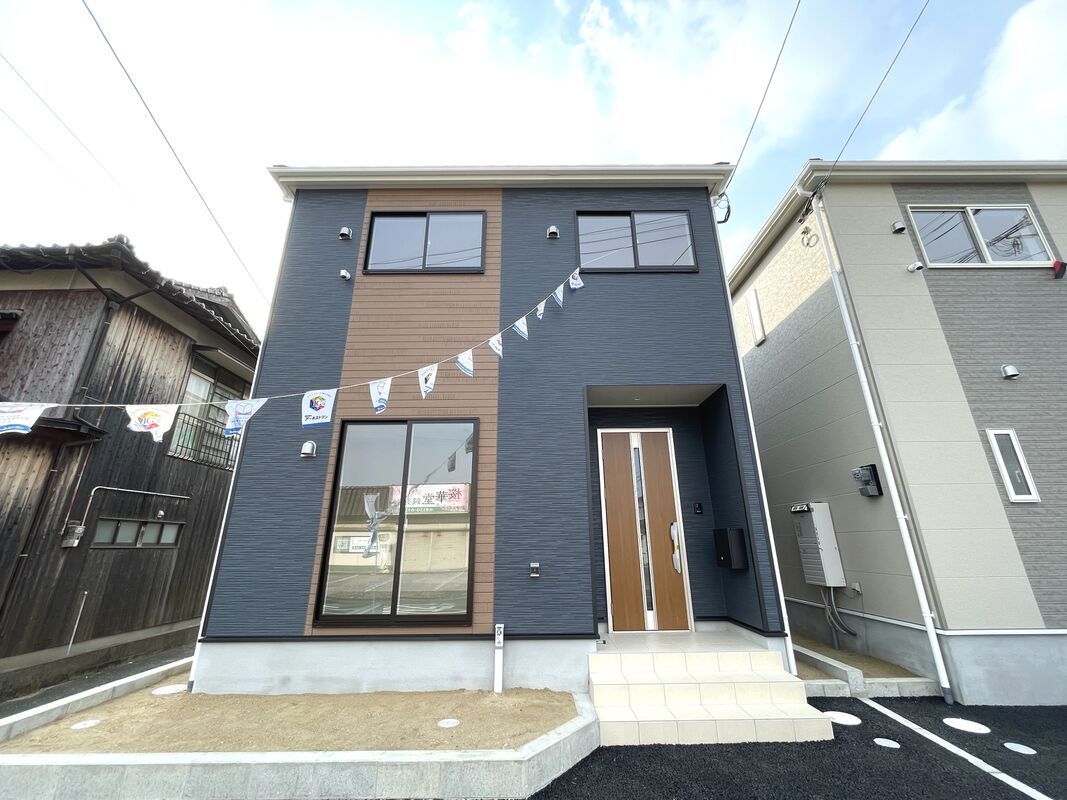 New 4LDK Houses for Sale in Kitakyushu's Yahatanishi Ward - Thumbnail 3