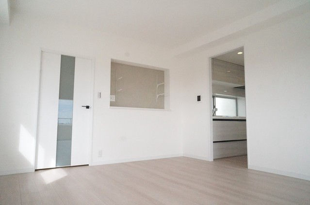 Yuasahome Omiya 3LDK apartment with south-facing balcony - Thumbnail 4