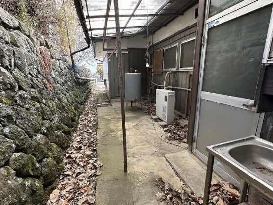 6DK House for Sale in Okaya City, Nagano - 112.61 sqm - Thumbnail 2