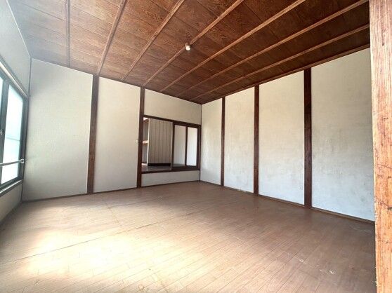 1954 5K Wooden House for Sale in Seiyo City, Ehime - Thumbnail 3