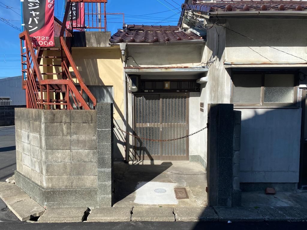 Land for Sale with Old House in Wakayama City, Wakayama - Thumbnail 2