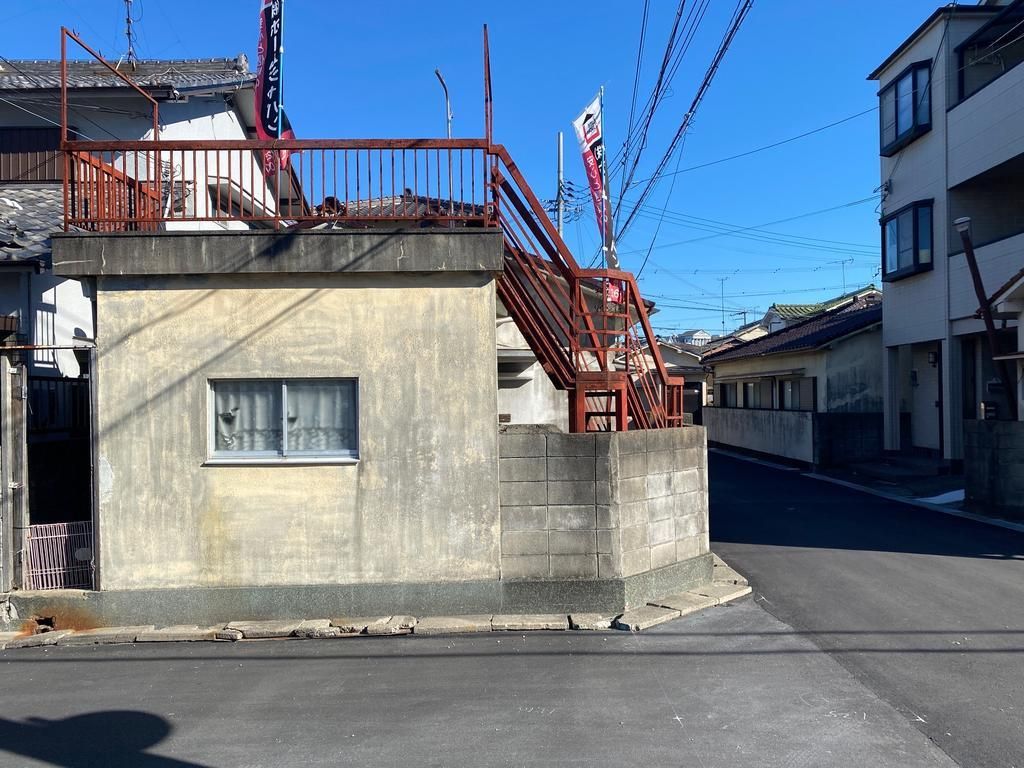 Land for Sale with Old House in Wakayama City, Wakayama - Thumbnail 3