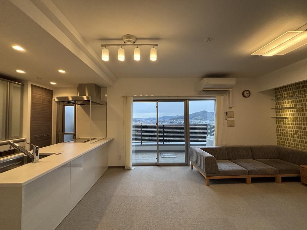 Grand Palace Shin-Yamaguchi 15F 3LDK Pet-Friendly Condo - Thumbnail 3