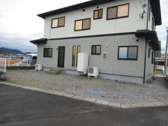 4LDK Wooden House for Sale in Usa City, Oita - Thumbnail 2