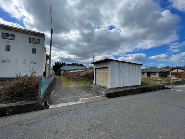 4DK House in Wakayama City with 550m² Land - Thumbnail 3