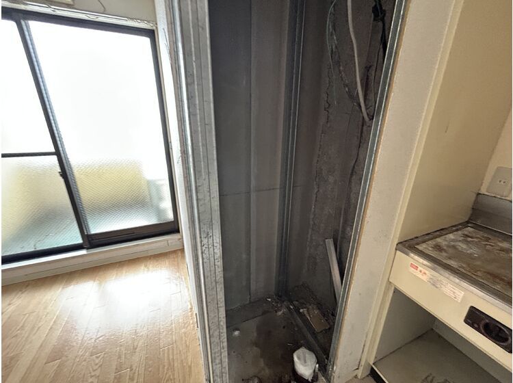 Unique 1R Apartment in Kanazawa's Historic Teramachi Temple District - Thumbnail 3