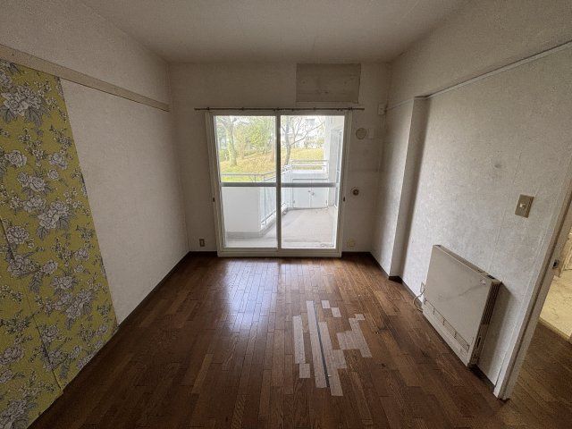 3LDK Apartment in Tama City with South Balcony - Thumbnail 3