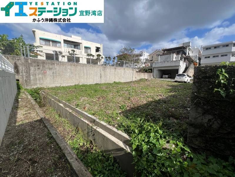 237 sqm Land for Sale in Onaga, Nishihara Town, Okinawa - Thumbnail 2