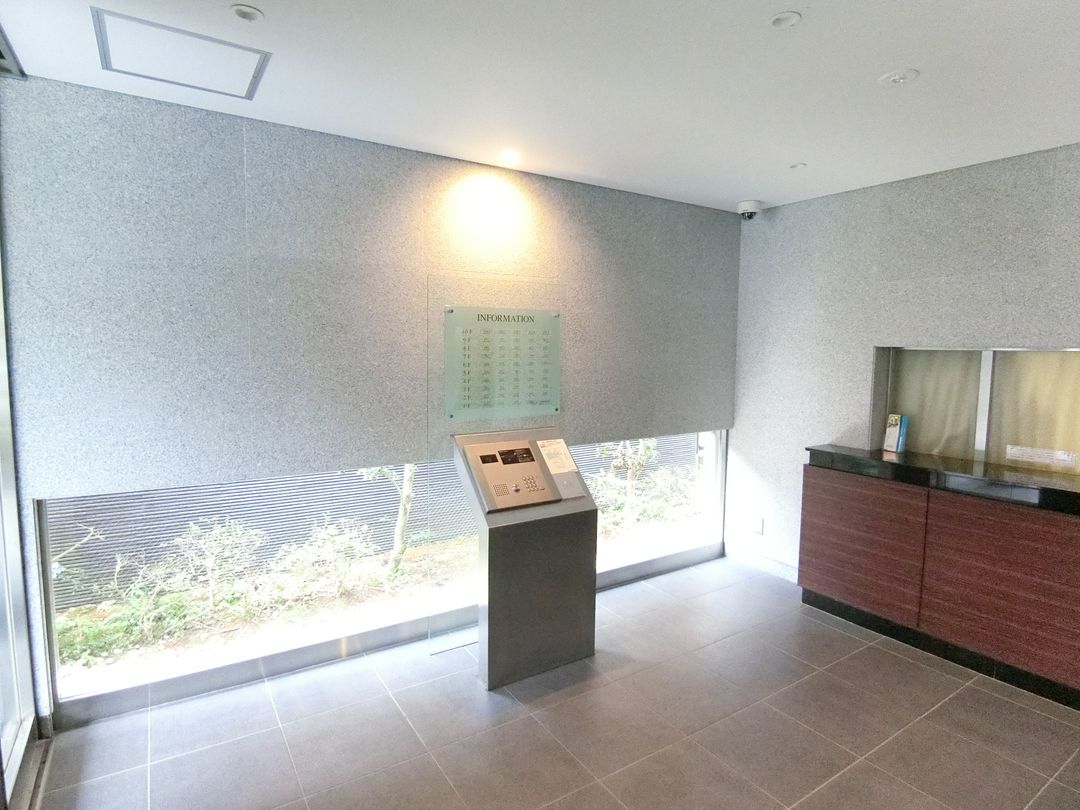 3LDK Renovated Apartment for Sale near Nishibetsuin Station, Fukui - Thumbnail 4