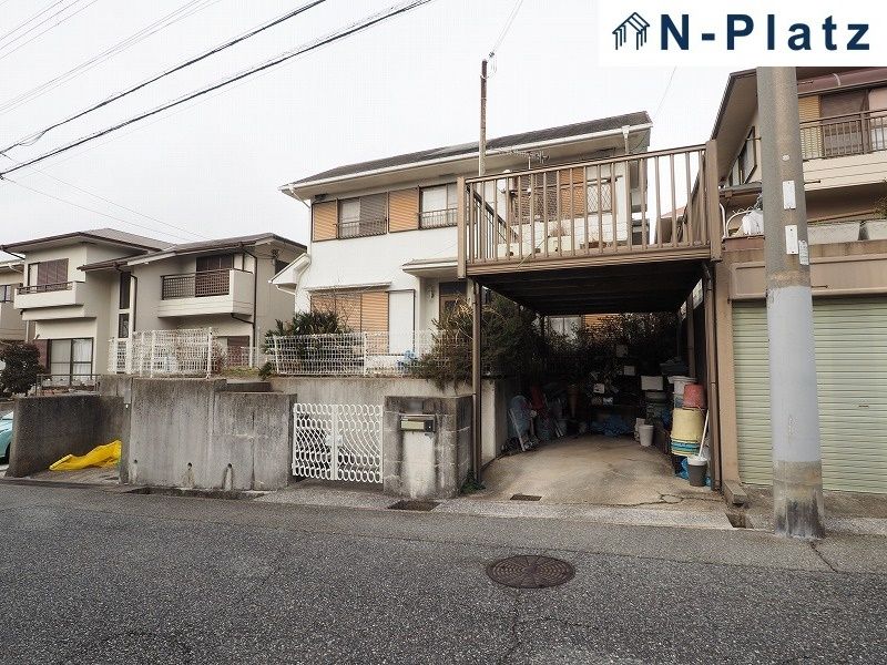 4LDK House in Kobe's Tarumi Ward with Parking - Thumbnail 2