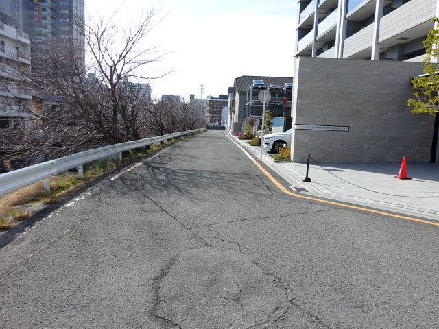 4LDK Apartment for Sale Near Wakayamashi Station, Wakayama - Thumbnail 3