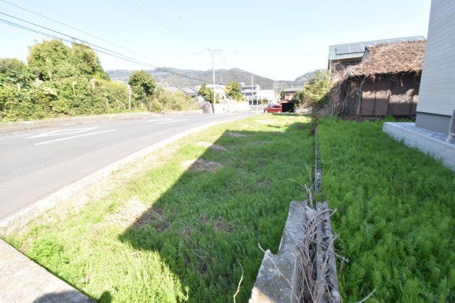 Level Building Lot for Sale in Kirishima, Kagoshima - Thumbnail 3