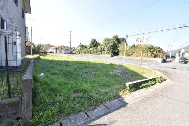 Level Building Lot for Sale in Kirishima, Kagoshima - Thumbnail 4