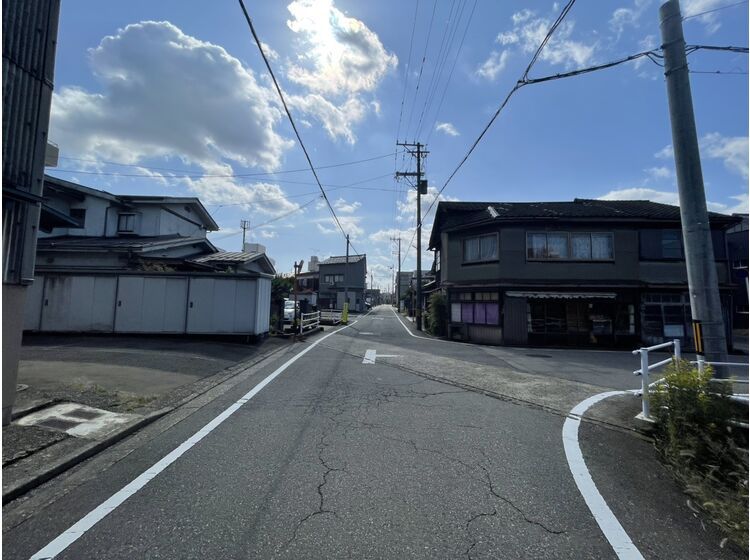 Land for Sale in Fukui City Near Fukui-guchi Station - Thumbnail 4